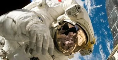 Soñar con astronauta